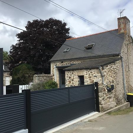 Maison En Pierre A La Campagne Proche De La Mer Plourhan Экстерьер фото